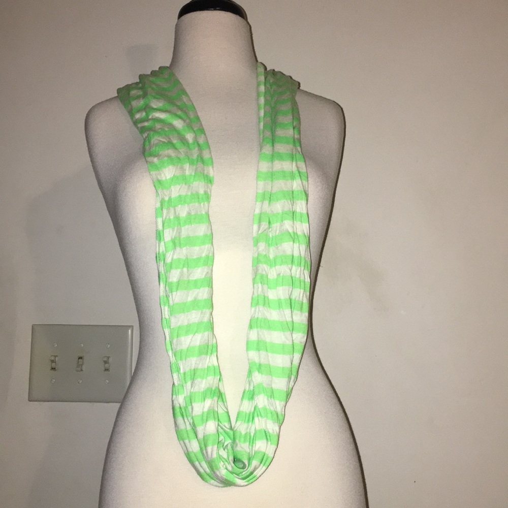 Grey and white striped scarf